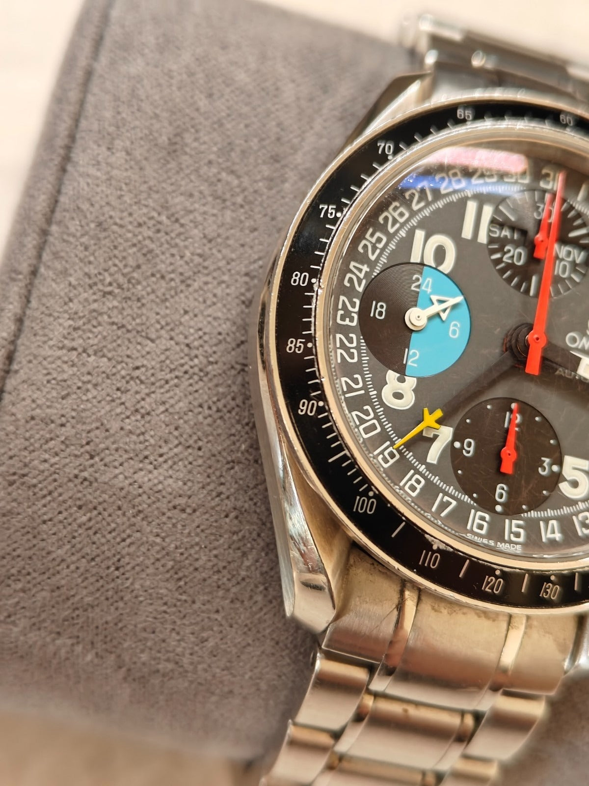 Omega Speedmaster 3520.53 MK40 Automatic Triple Calendar Chronograph 39mm