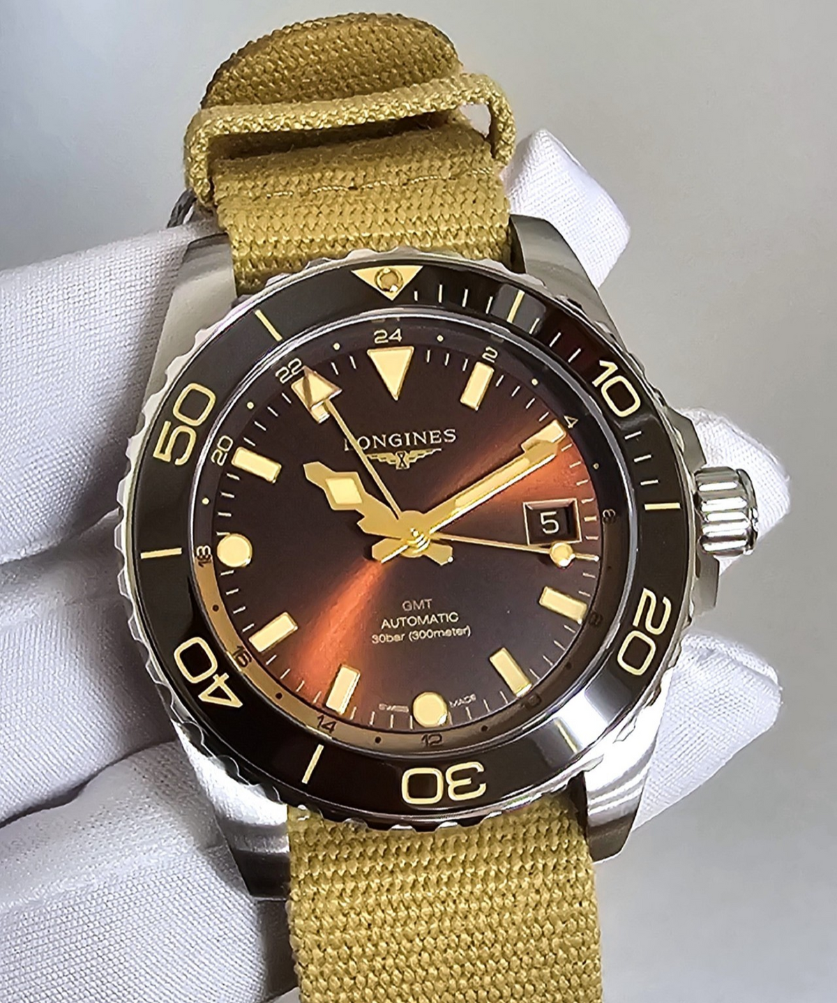 New Longines Mens HydroConquest GMT Automatic 41 Brown Dial Watch L3.790.4.66.2