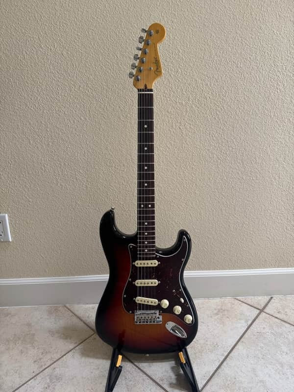 2026 Fender American Professional II Stratocaster with Rosewood Fretboard - 3-Color Sunburst