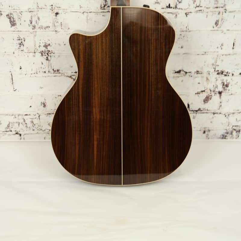 Taylor 814ce with V-Class Bracing 2018 - Present - Natural