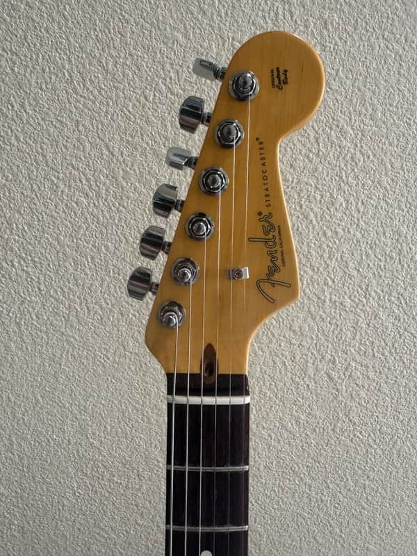 2026 Fender American Professional II Stratocaster with Rosewood Fretboard - 3-Color Sunburst