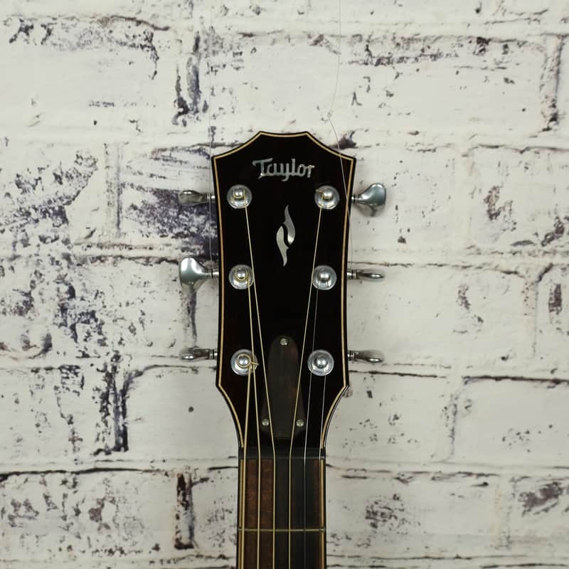 Taylor 814ce with V-Class Bracing 2018 - Present - Natural