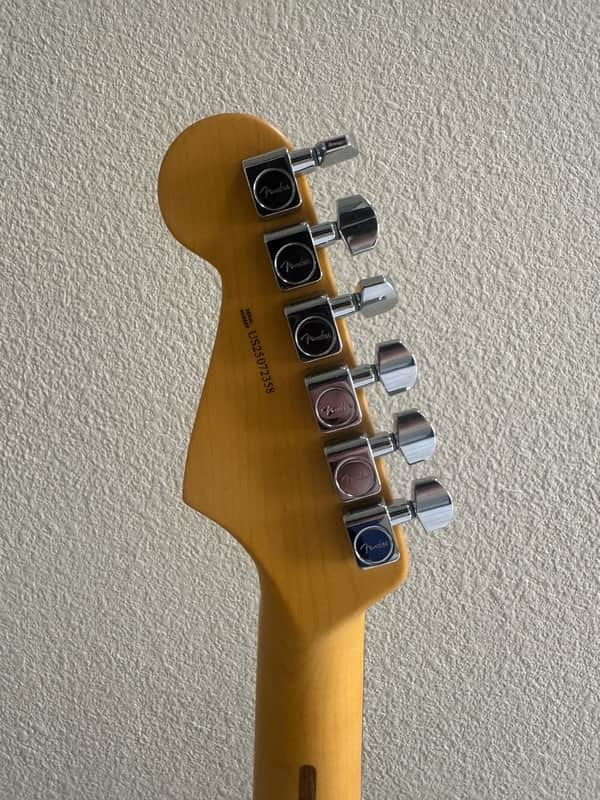 2026 Fender American Professional II Stratocaster with Rosewood Fretboard - 3-Color Sunburst