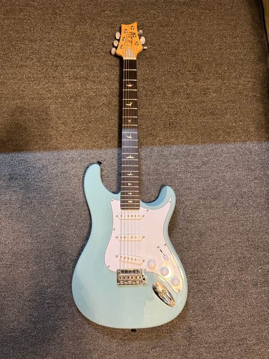 PRS SE Silver Sky